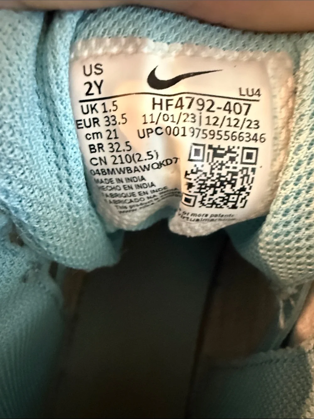 Nike Kids High-Top Sneakers in Light Blue, White and Orange Y2
